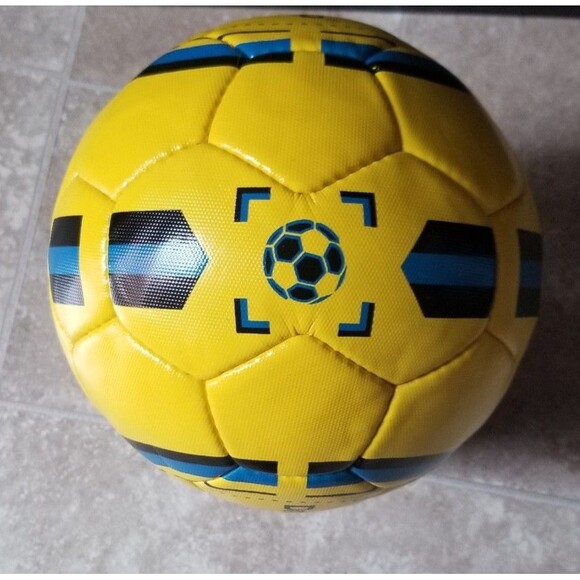 Dribble Up Soccer Ball Size 4 - Picture 2 of 3